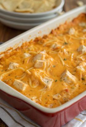 Healthy High-Protein Buffalo Chicken dip