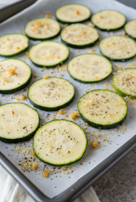Low Calorie Zucchini Chips